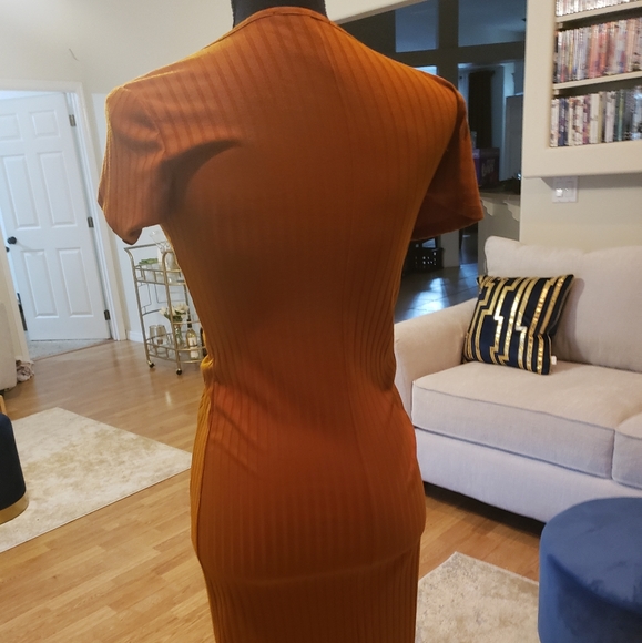 NWOT Stylish forever 21 Dress - Picture 3 of 10